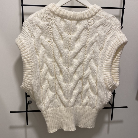 Lalavon small sweater tank - Picture 7 of 7